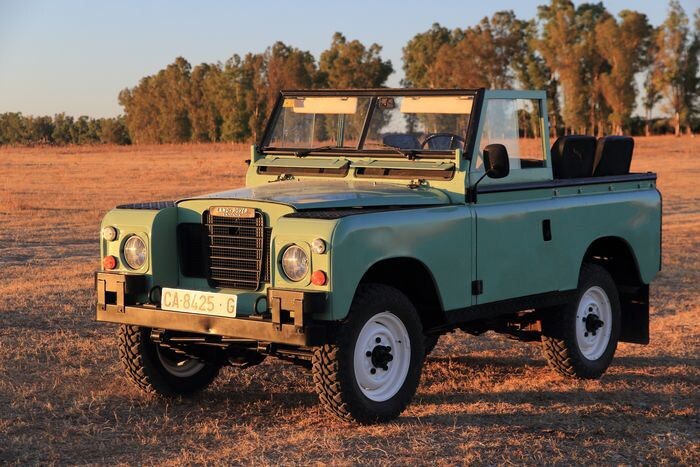 Land Rover Santana Series